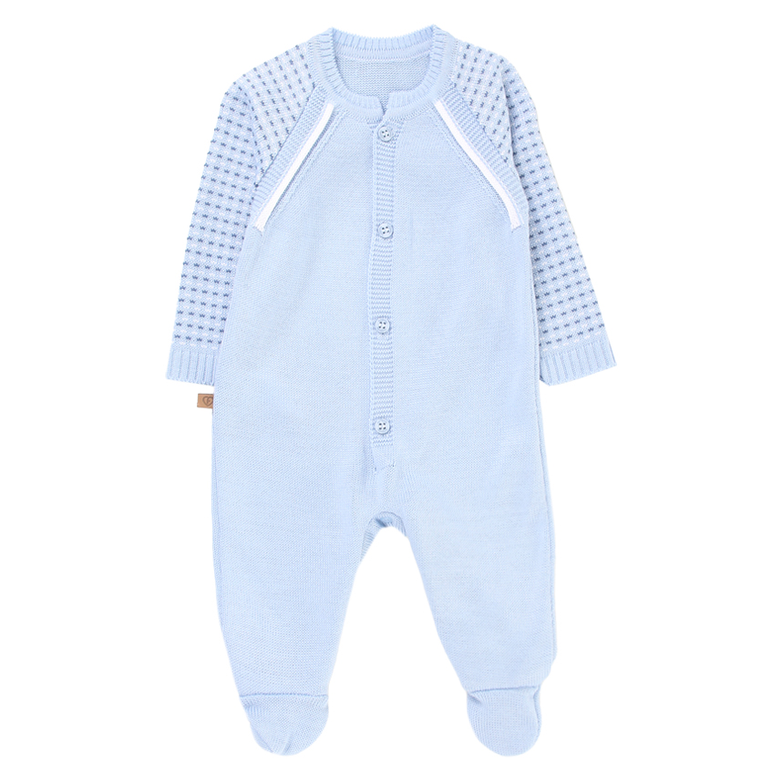 Macacão Fofinho em Tricô Manga Longa com Botões