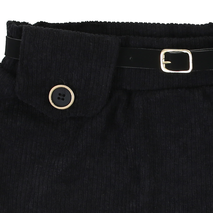 Short Juvenil Menina Anjo com Detalhe Assimétrico Short Juvenil Menina Anjo com Detalhe Assimétrico