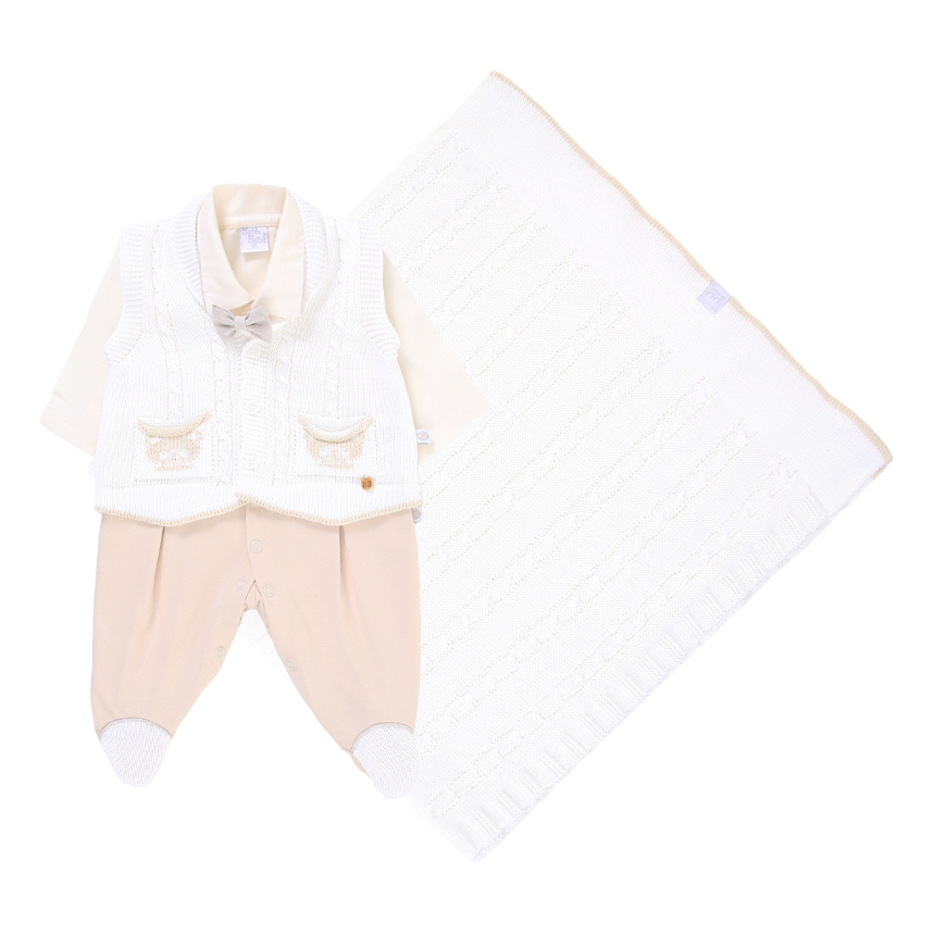 Saída de Maternidade em Suedine Gravata e Colete em Tricô Saída de Maternidade em Suedine Gravata e Colete em Tricô