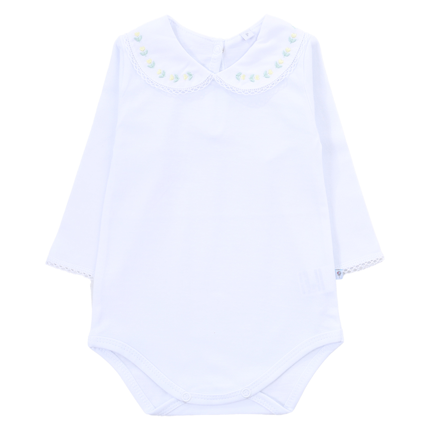 Saída de Maternidade com Body Jardineira Luva e Manta 4 Peças Saída de Maternidade com Body Jardineira Luva e Manta 4 Peças