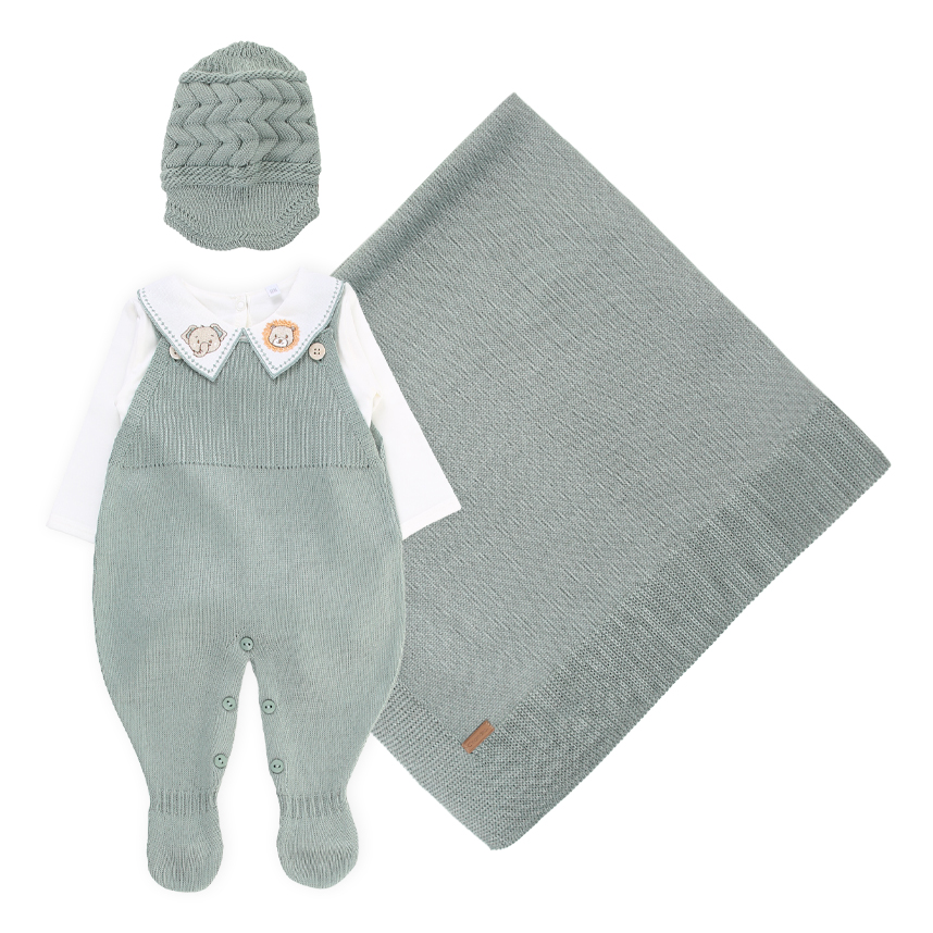 Saída de Maternidade com Body Jardineira Touca e Manta 4 Peças Saída de Maternidade com Body Jardineira Touca e Manta 4 Peças