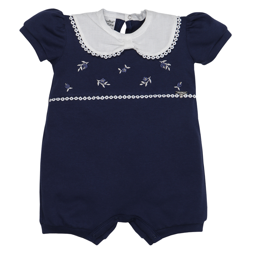 Macacão Curto Bebê Sonho Mágico Bordado de Flores