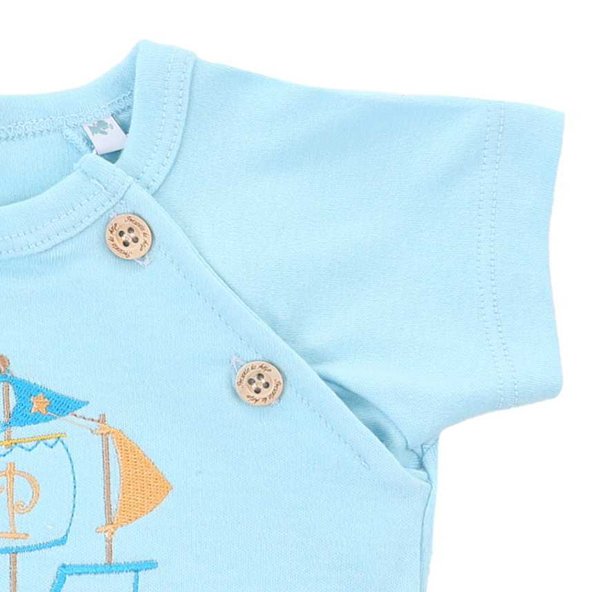 Macacão Curto Presente De Anjo Suedine Bordado Barco