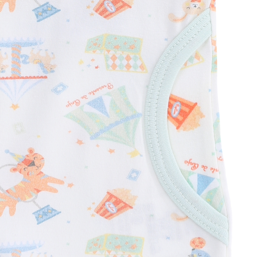 Banho de Sol Presente De Anjo Estampa Circo Banho de Sol Presente De Anjo Estampa Circo