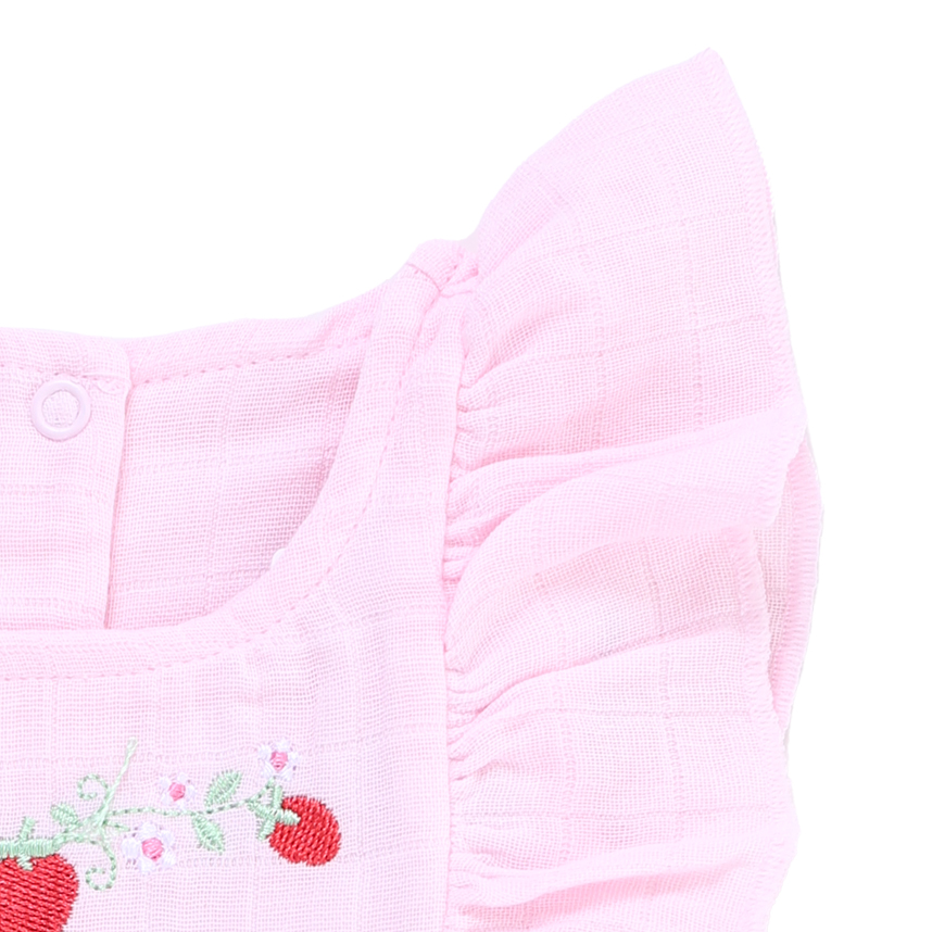 Macacão Bebê Kiko Baby Curto Bordado Morangos