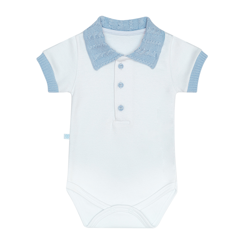Body Bebê Fofinho Manga Curta Menino Suedine Gola Tricô Body Bebê Fofinho Manga Curta Menino Suedine Gola Tricô