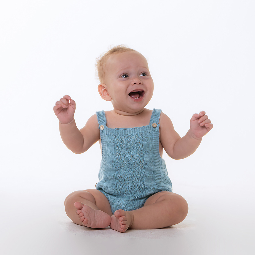 Banho De Sol Fofinho Menino Tricô Trabalhado Banho De Sol Fofinho Menino Tricô Trabalhado