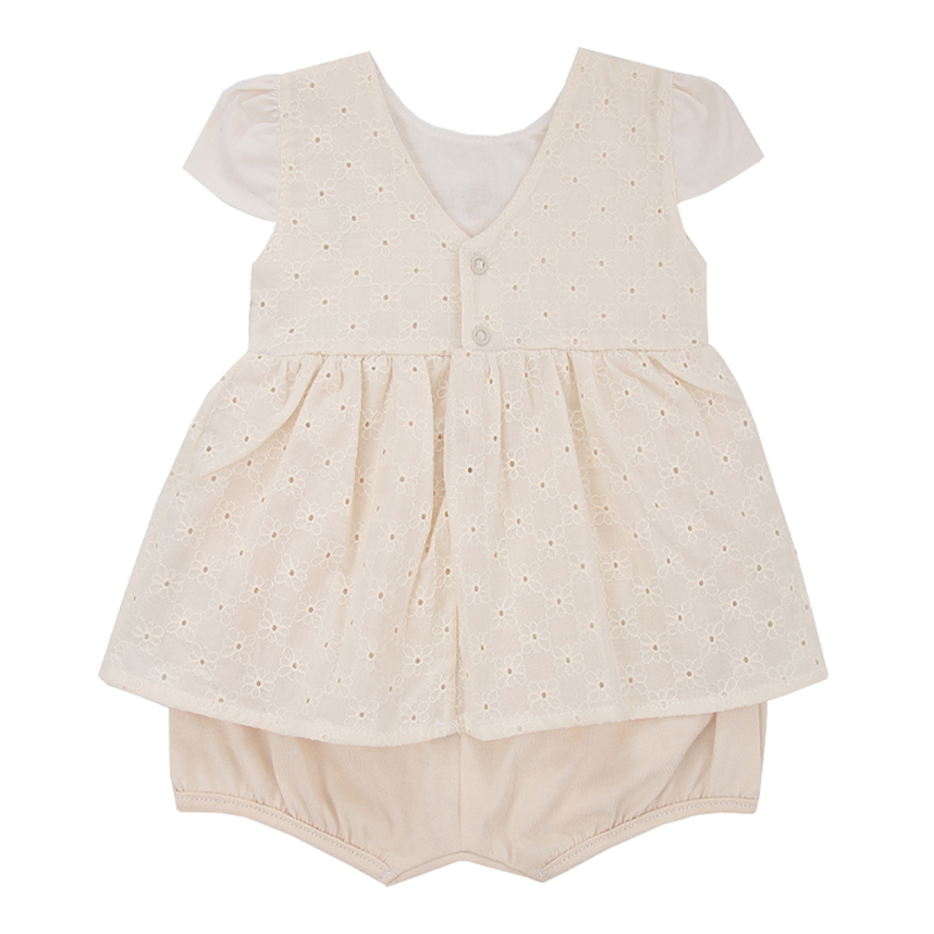 Macacão Curto Bebê Paraiso Bordado Flor