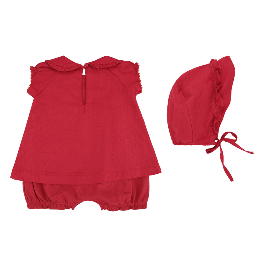 Macacão Curto Bebê Paraiso Bordado Flor Com Chapéu