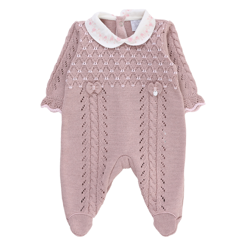 Macacão Longo Beth Bebê Em Tricô Com Gola Bordada Macacão Longo Beth Bebê Em Tricô Com Gola Bordada