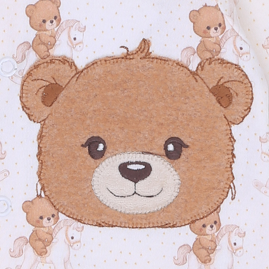 Macacão Bebê Longo Day By Em Suedine Bordado Urso Macacão Bebê Longo Day By Em Suedine Bordado Urso