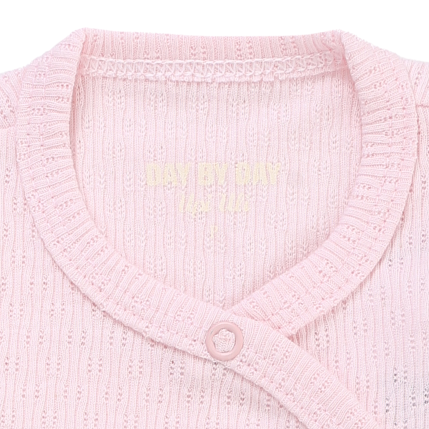 Macacão Bebê Longo Day By Em Suedine Bordado Ursa Macacão Bebê Longo Day By Em Suedine Bordado Ursa