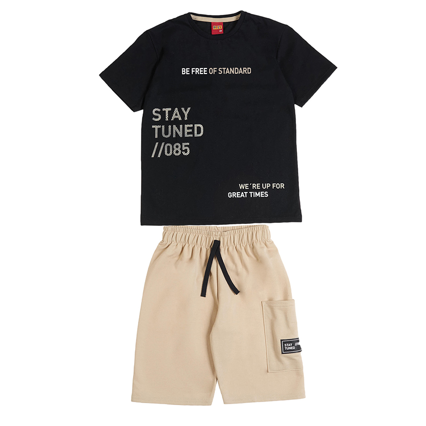 Conjunto Juvenil Kyly Camiseta Meia Malha E Bermuda Moletom Conjunto Juvenil Kyly Camiseta Meia Malha E Bermuda Moletom