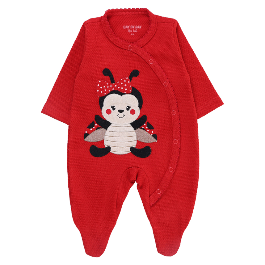 Macacão Longo Bebê Day By Bordado Joaninha Macacão Longo Bebê Day By Bordado Joaninha