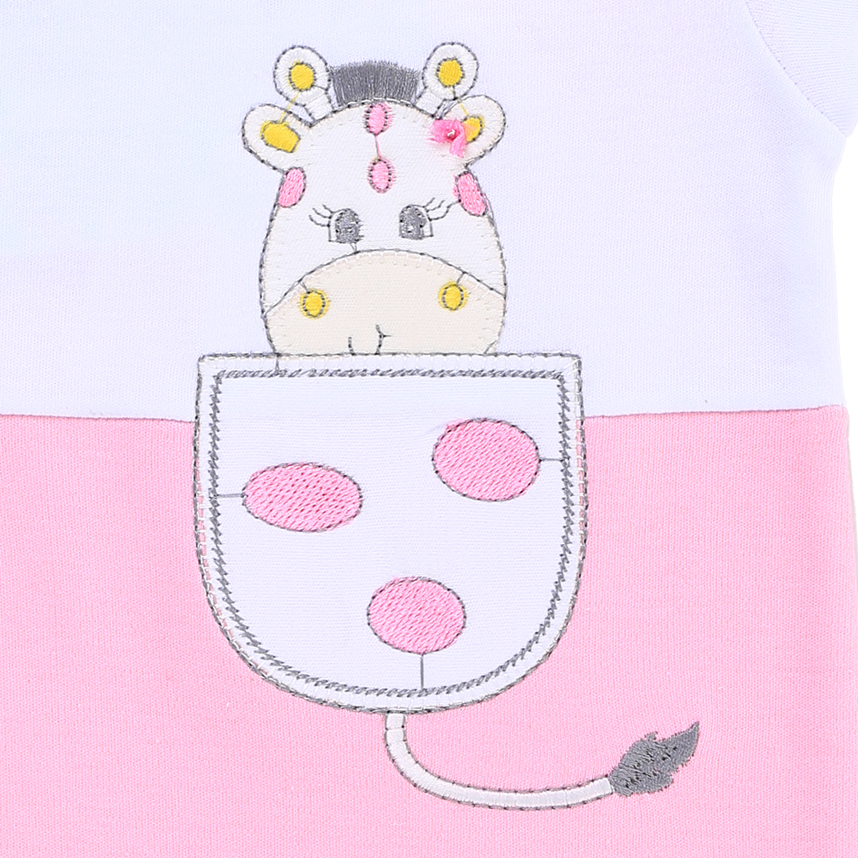 Macacão Curto Bebê Petutinha Bordado Bolso Vaquinha Macacão Curto Bebê Petutinha Bordado Bolso Vaquinha