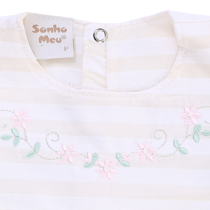 Macacão Curto Bebê Sonho Meu Listrado Bordado Flor Macacão Curto Bebê Sonho Meu Listrado Bordado Flor