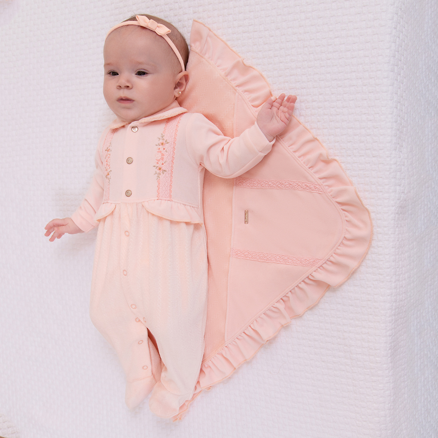 Saída Maternidade Paraíso Detalhe Babado E Bordado 2 Peças