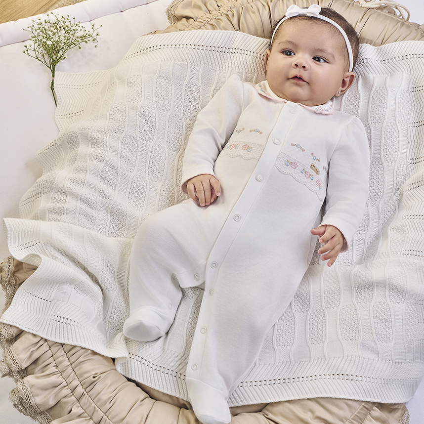 Saída Maternidade Paraíso Gola Bordado Floral 2 Peças