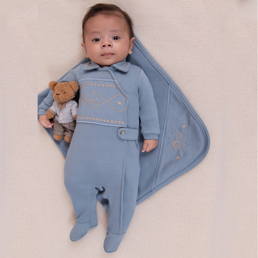 Saída Maternidade Paraíso Bordado Bike 2 Peças