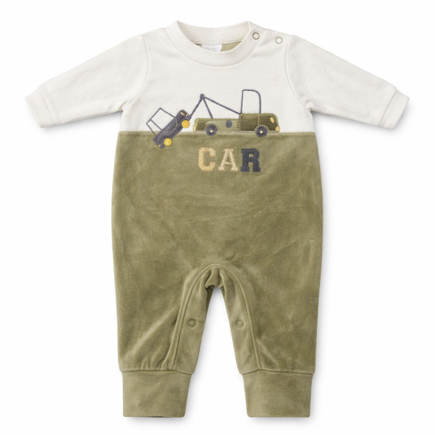 Macacão Longo Bebê Petutinha Plush Bordado Carro Guincho