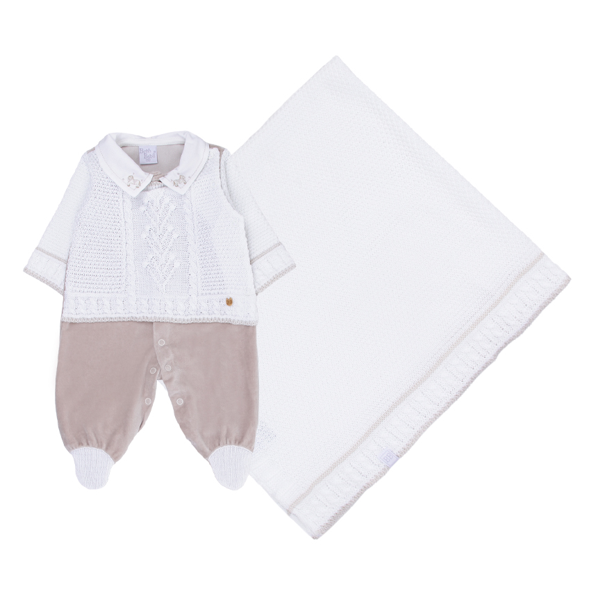 Saída Maternidade Beth Bebê Gola Bordado Cavalo 2 Peças