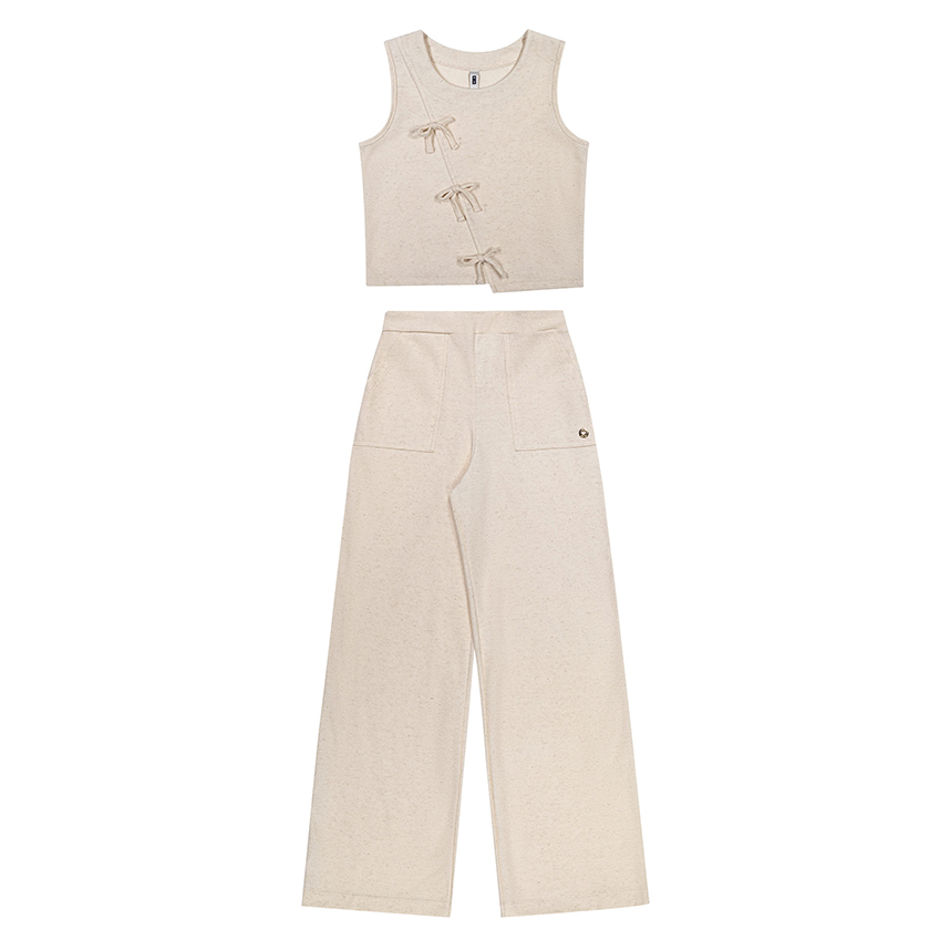 Conjunto Juvenil Angerô Blusa com Aplique de Laços e Calça